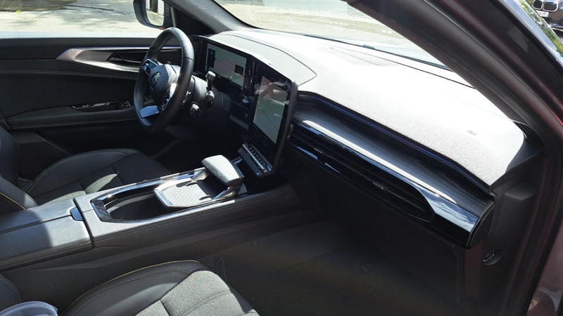 Renault Austral E-Tech Hybrid 200 Iconic