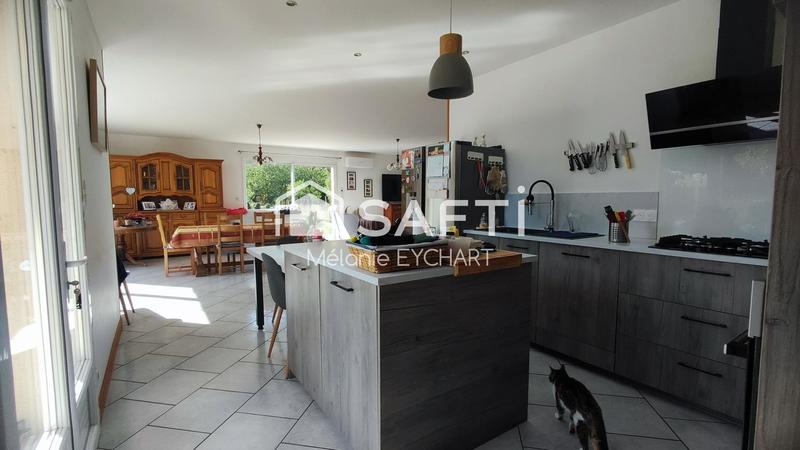 Maison - 131 m² - 3 pièces