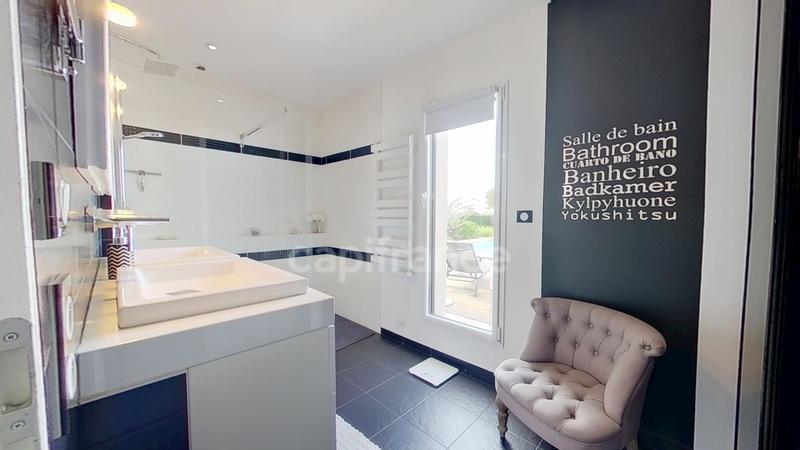 Villa - 160 m² - 5 pièces