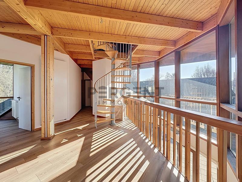 Maison contemporaine - 215 m² - 8 pièces