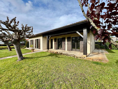 Maison - 94 m² - 4 pièces