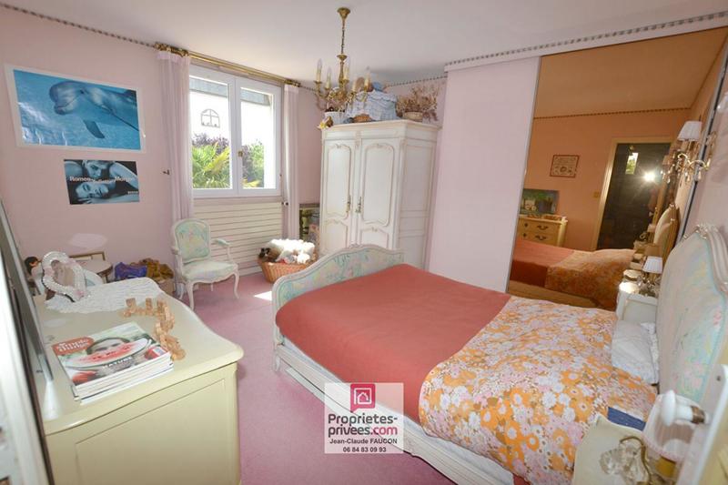 Maison - 187 m² - 7 pièces