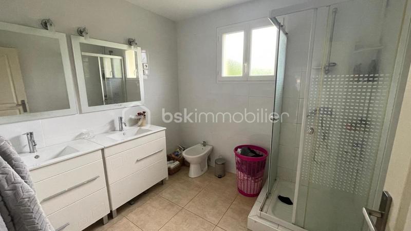 Maison - 138 m² - 5 pièces