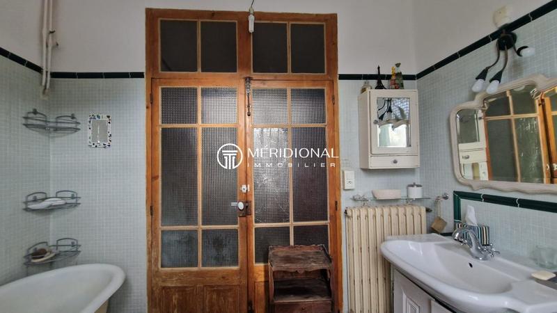 Maison de maîtres - 350 m² - 11 pièces