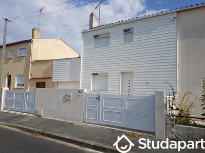 Maison - 82 m² - 4 pièces