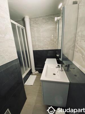 Chambre - 9 m² - 1 pièce