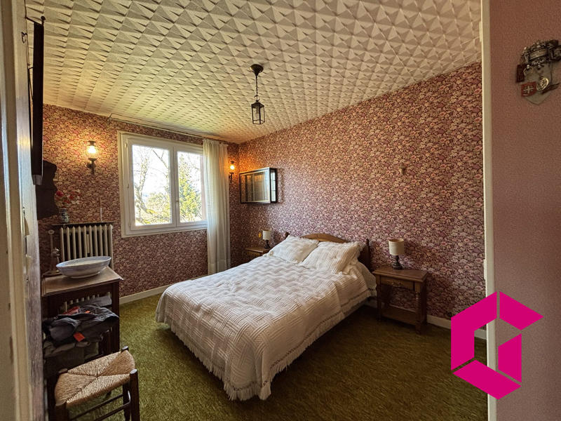 Maison - 170 m² - 7 pièces