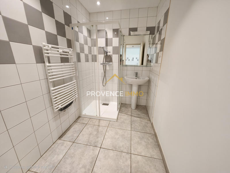 Appartement - 146 m² - 7 pièces