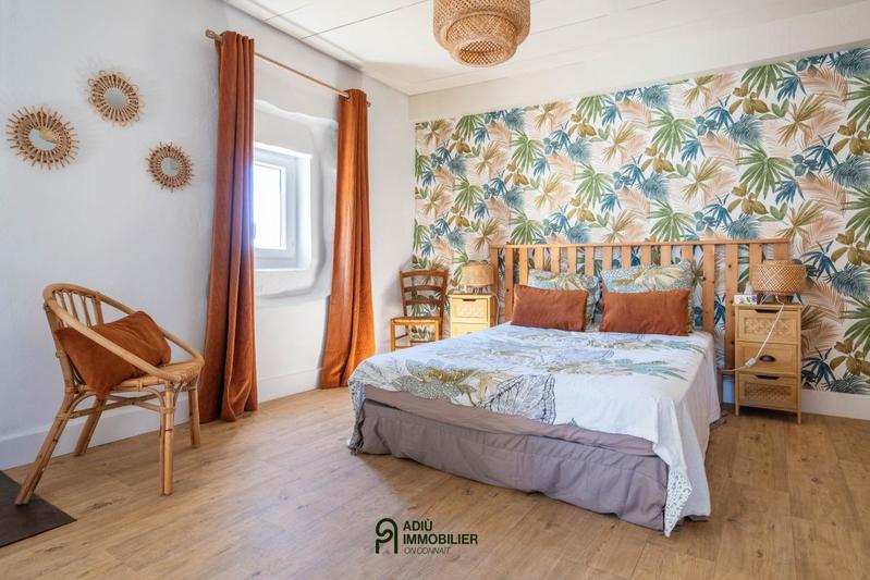 Maison de ville - 268 m² - 10 pièces