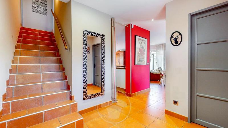 Maison - 151 m² - 6 pièces