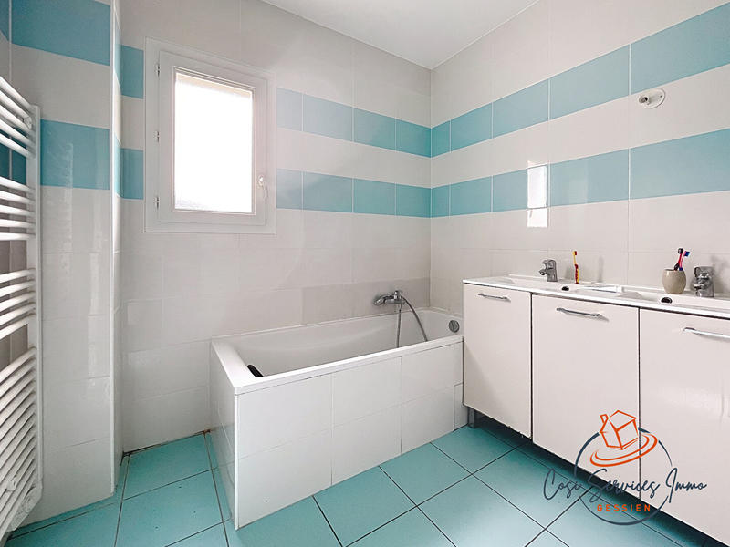 Maison - 135 m² - 7 pièces