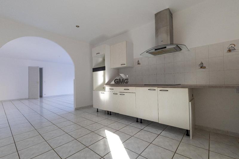 Maison - 96 m² - 4 pièces