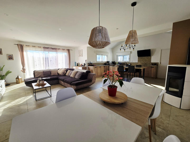 Maison - 135 m² - 5 pièces