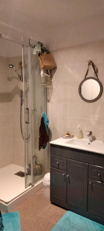 Immeuble - 70 m² - 9 pièces