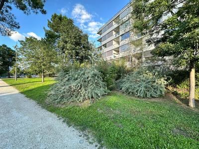 Appartement - 102 m² - 5 pièces