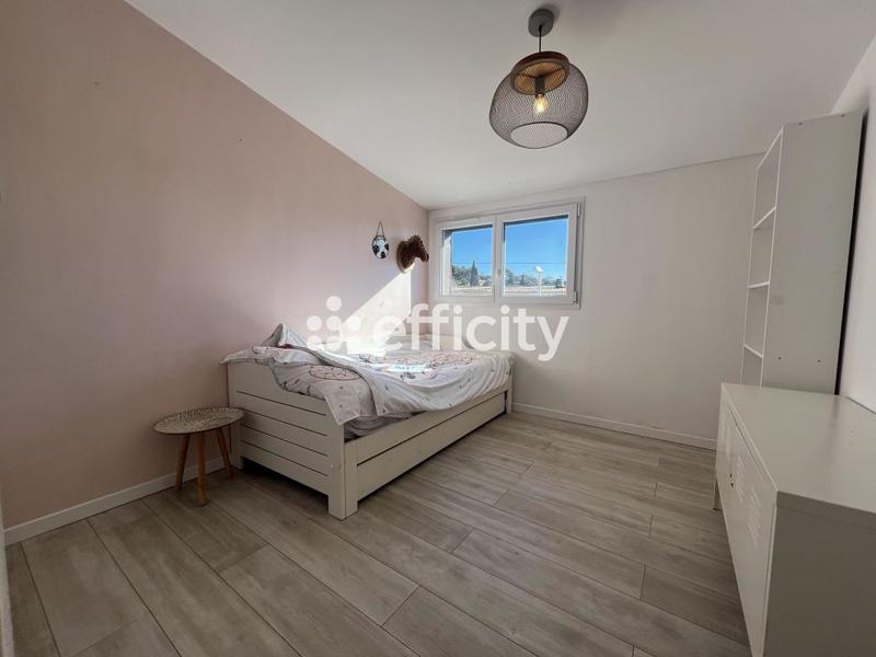 Maison - 104 m² - 5 pièces