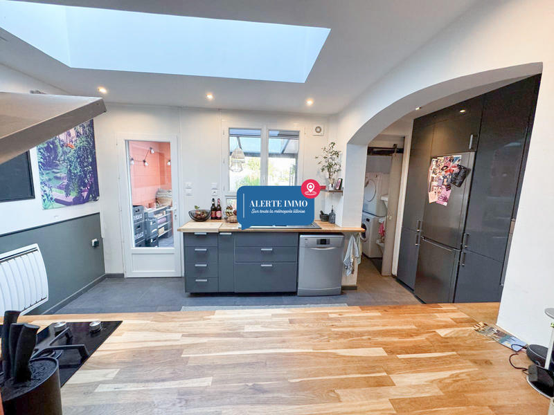 Maison - 105 m² - 5 pièces