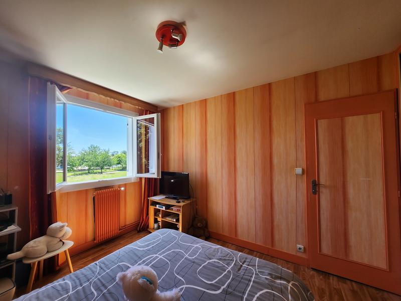 Maison - 102 m² - 5 pièces