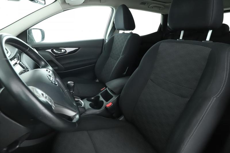 Nissan Qashqai 1.5 dCi n-Connecta 110 ch