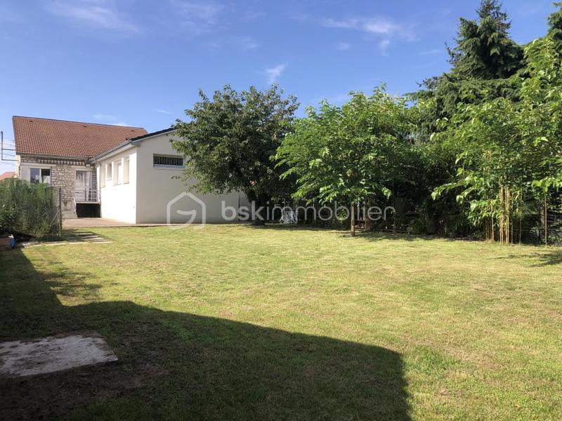 Maison - 145 m² - 6 pièces