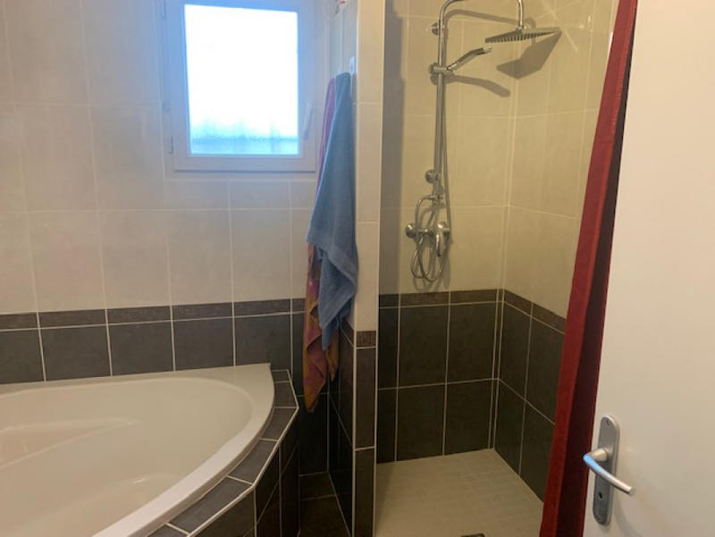 Maison - 100 m² - 6 pièces