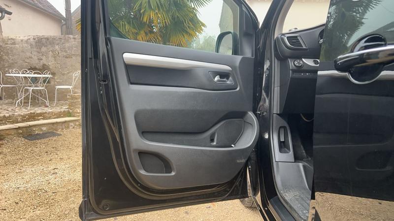 Peugeot Traveller Combi m Standard 2.0 BlueHDi 177 Eat8 Business Vip