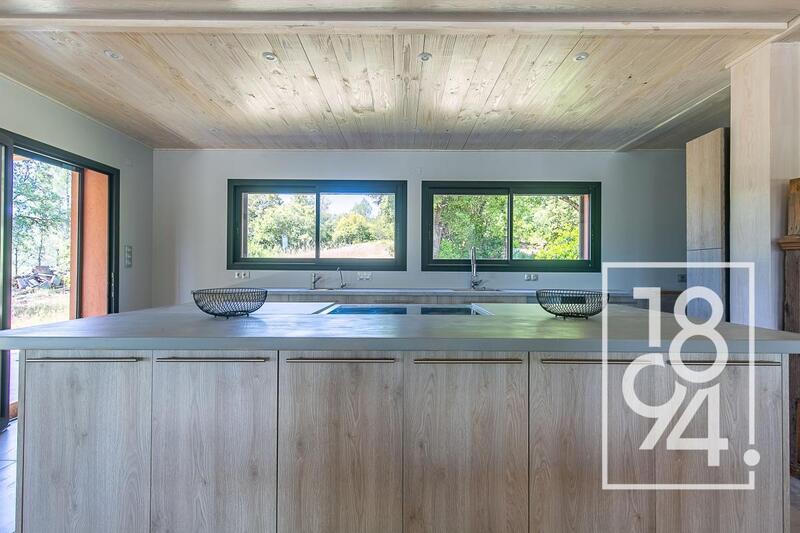 Villa - 304 m² - 11 pièces