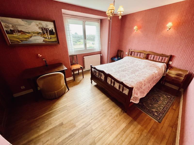 Maison traditionnelle - 95 m² - 5 pièces