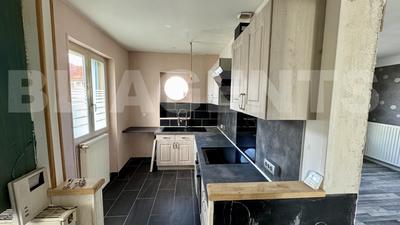 Maison de village - 120 m² - 7 pièces