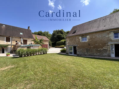 Maison - 450 m² - 11 pièces