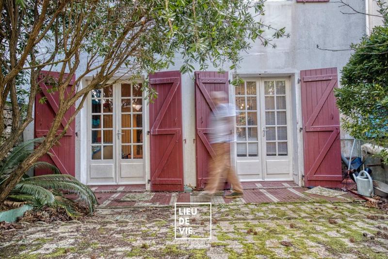 Appartement ancien - 35 m² - 2 pièces