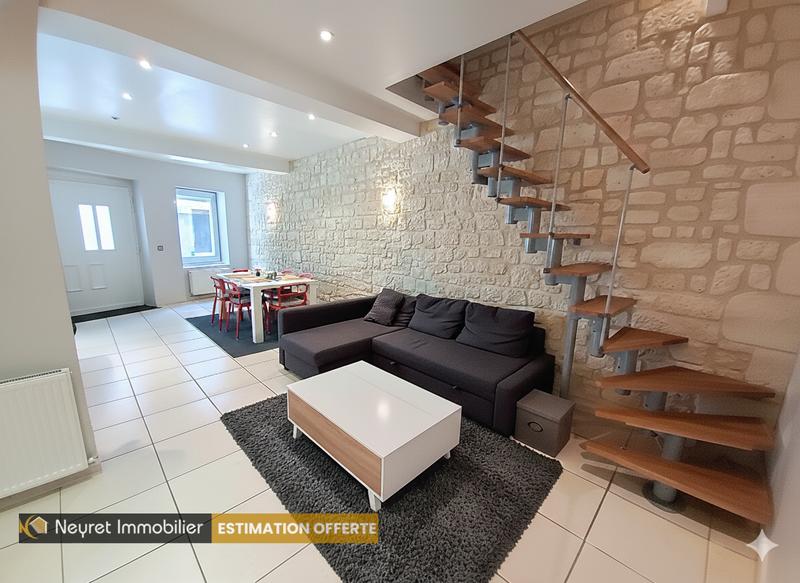 Triplex - 127 m² - 6 pièces