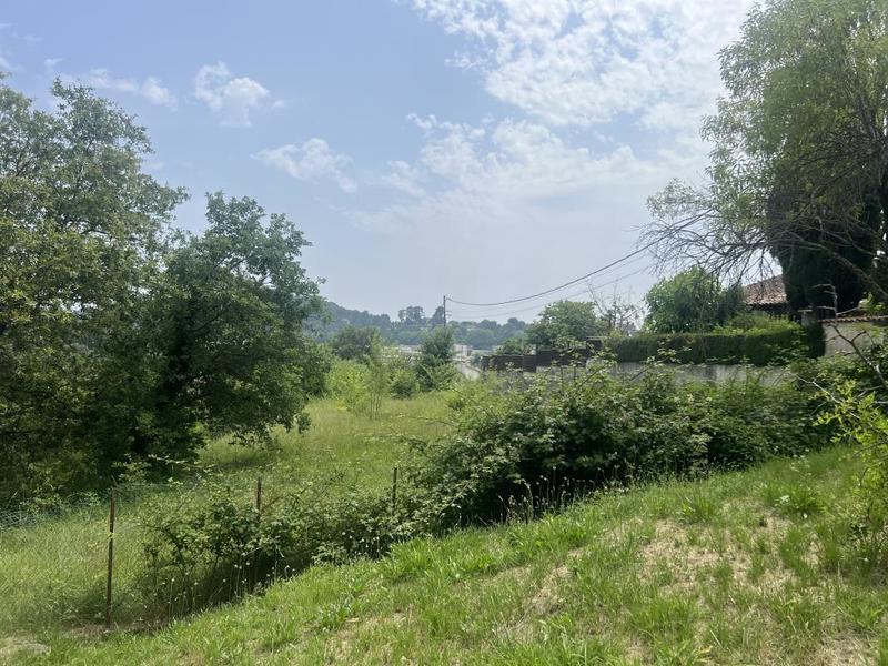 Maison - 256 m² - 5 pièces