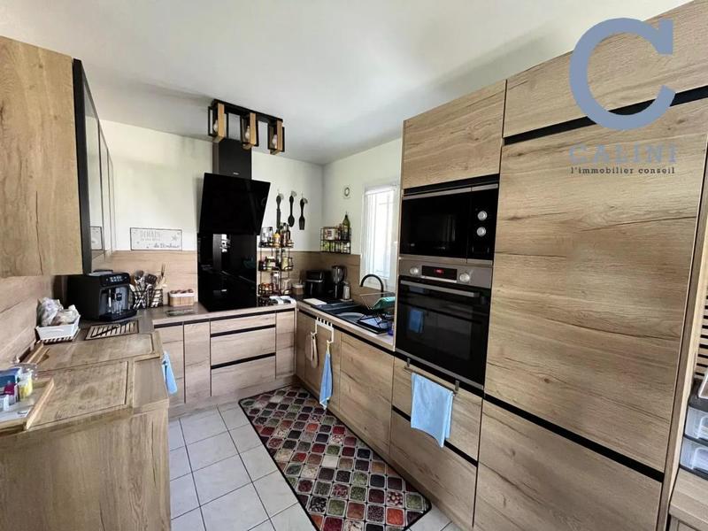Maison - 77 m² - 4 pièces