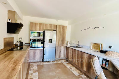 Villa - 140 m² - 5 pièces