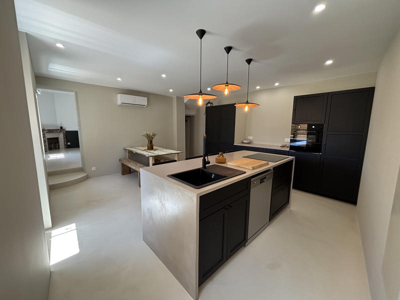 Mas - 103 m² - 3 pièces