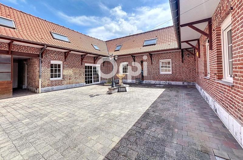 Maison - 317 m² - 7 pièces