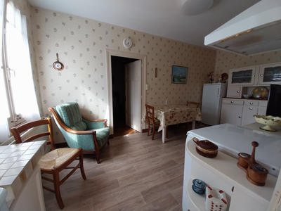 Maison - 103 m² - 6 pièces