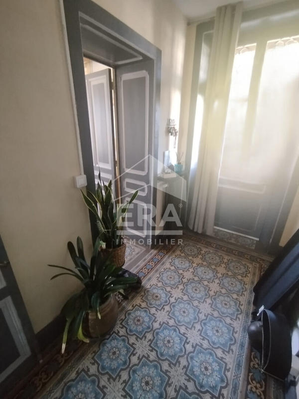 Maison - 203 m² - 8 pièces