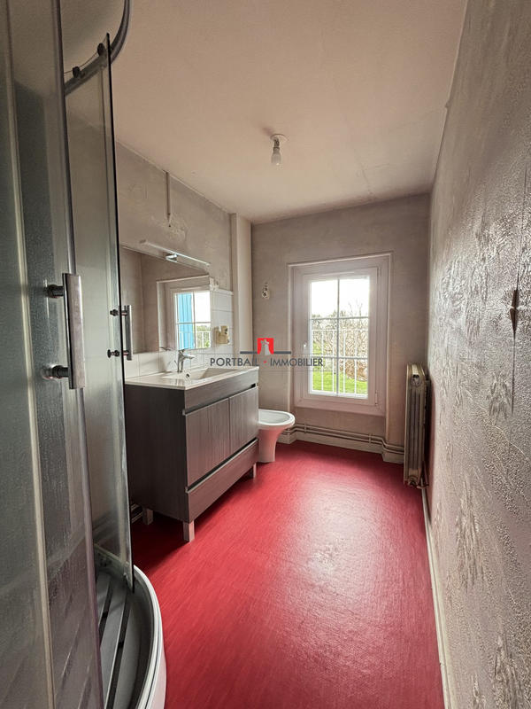 Maison - 194 m² - 6 pièces