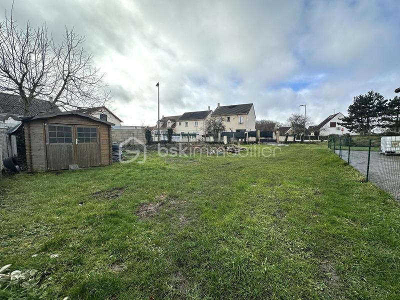 Terrain constructible - 345 m²