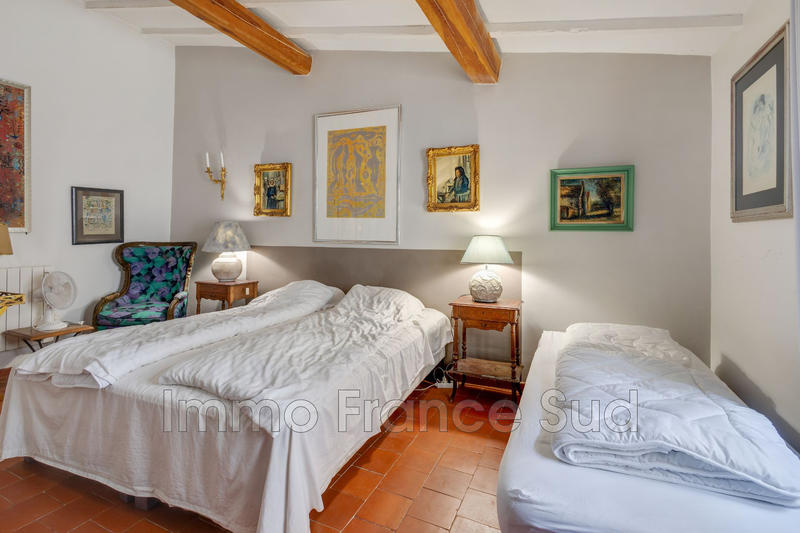 Maison de village - 190 m² - 8 pièces