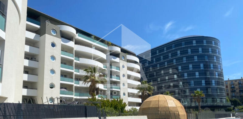 Appartement - 85 m² - 4 pièces