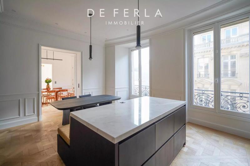 Appartement - 225 m² - 5 pièces