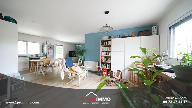 Maison - 95 m² - 4 pièces
