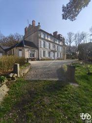 Maison - 693 m² - 26 pièces