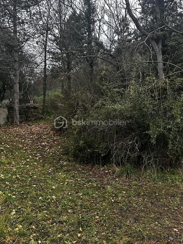 Terrain de loisirs - 1 792 m²