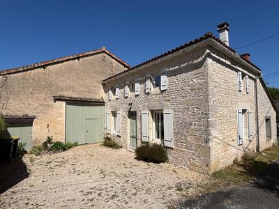 Propriété - 120 m² - 7 pièces