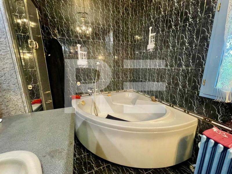 Maison bourgeoise - 138 m² - 8 pièces