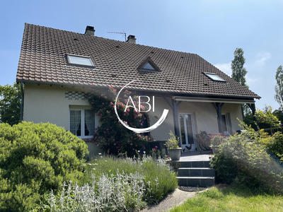 Maison - 130 m² - 6 pièces